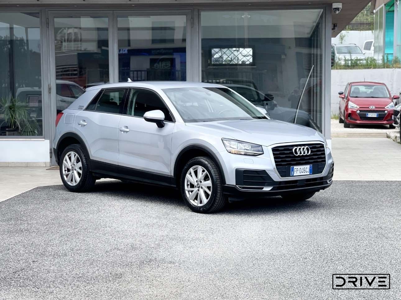 Audi - Q2